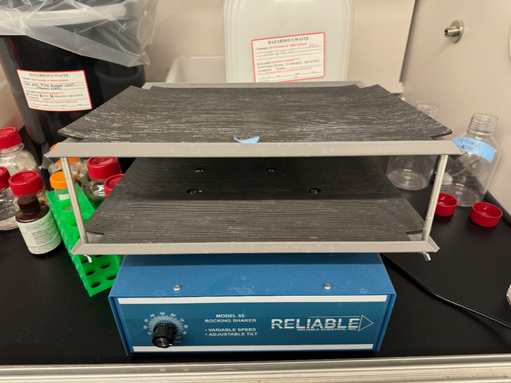 Image of Reliable Scientific Model 55 Rocking Shaker
